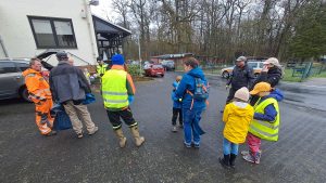 Müllsammeln In Der OG FF